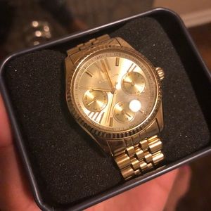 MK watch “Gold”